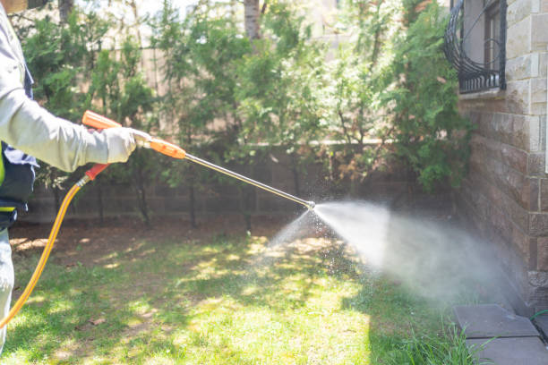 Best Commercial Pest Control Services  in Golden Gate, FL